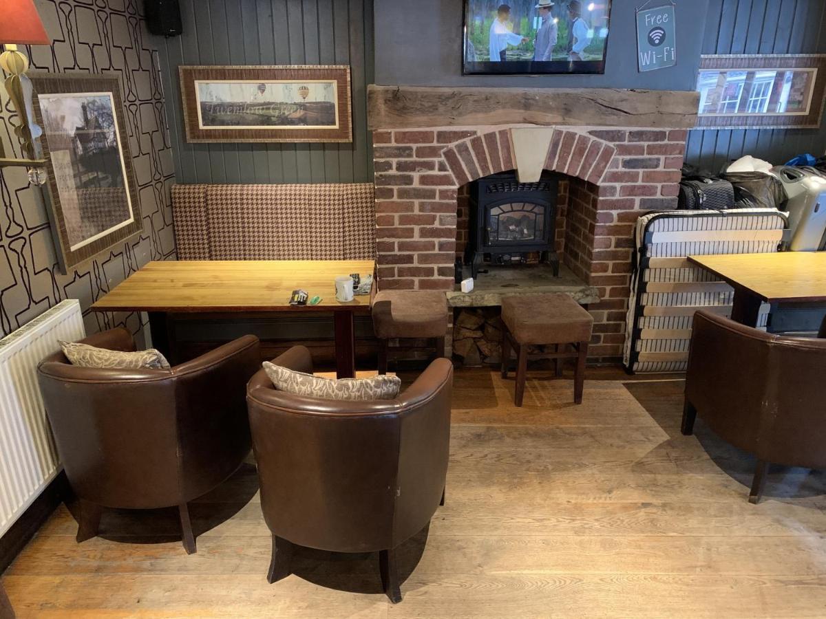 George And Dragon Tarvin Exterior foto