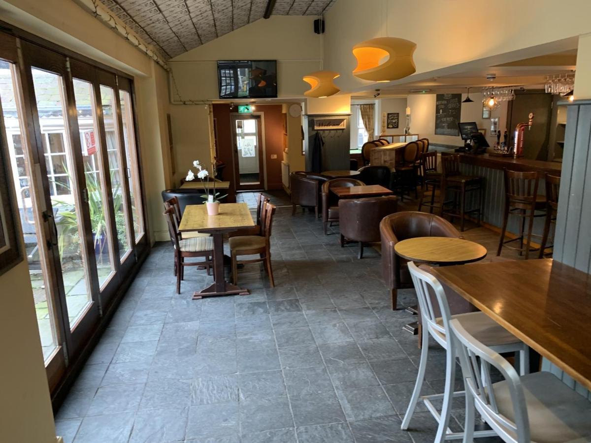 George And Dragon Tarvin Exterior foto